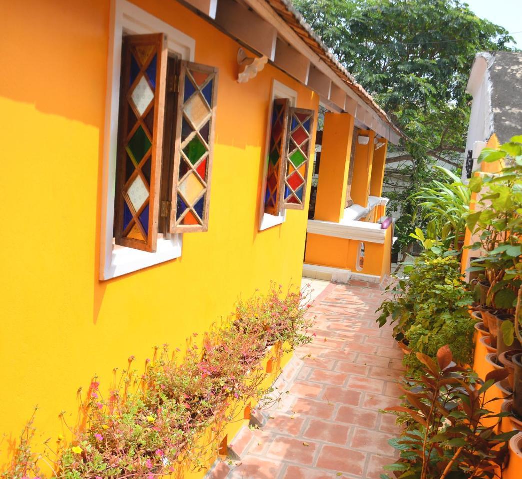 Patricia Guest House 蓬蒂切里 外观 照片